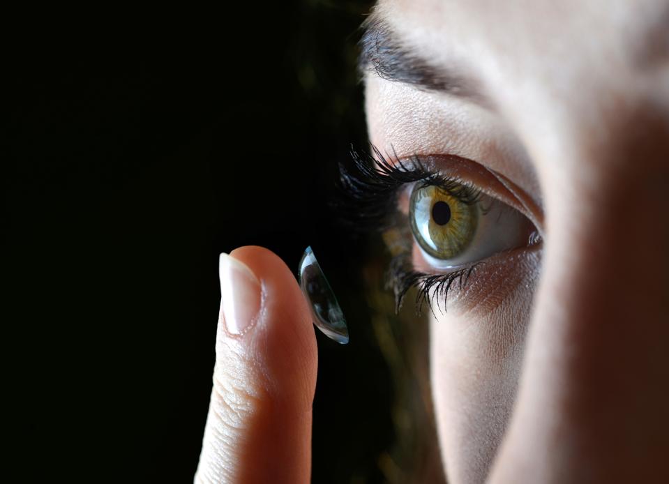 Can You Sleep in Your Contact Lenses? The Dangerous Reality